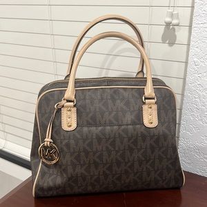 New Michael Kors Bag